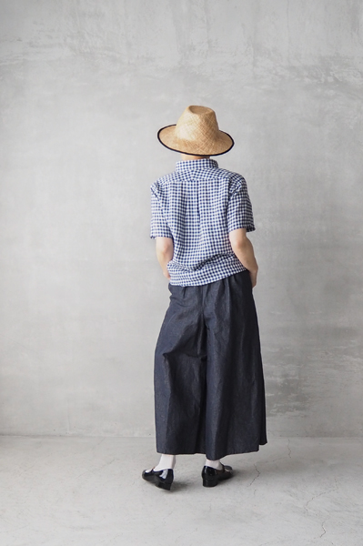 SOUTIENCOL」半袖B.D.シャツ〈REMAKE POLO-H〉2種と「gardens of